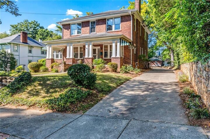 Property Photo: 1612 Lynwood Avenue NC 27104