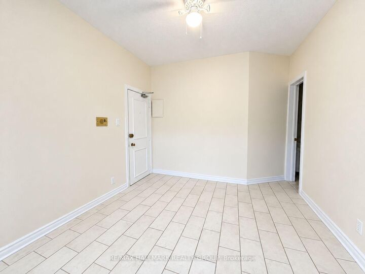 Property Photo:  120 Murray Street 3  ON K1N 7E6 