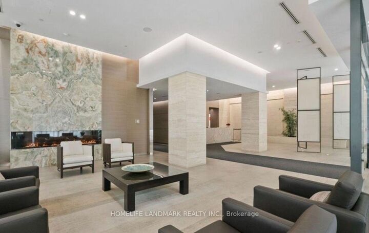 Property Photo:  70 Roehampton Avenue 1814  ON M4P 1R2 