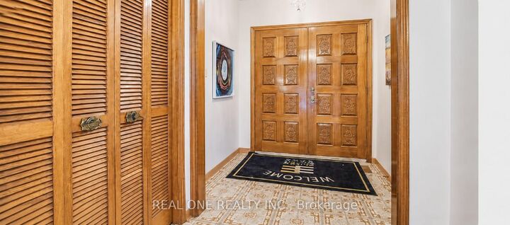 Property Photo:  2531 Cynara Road  ON L5B 2R5 