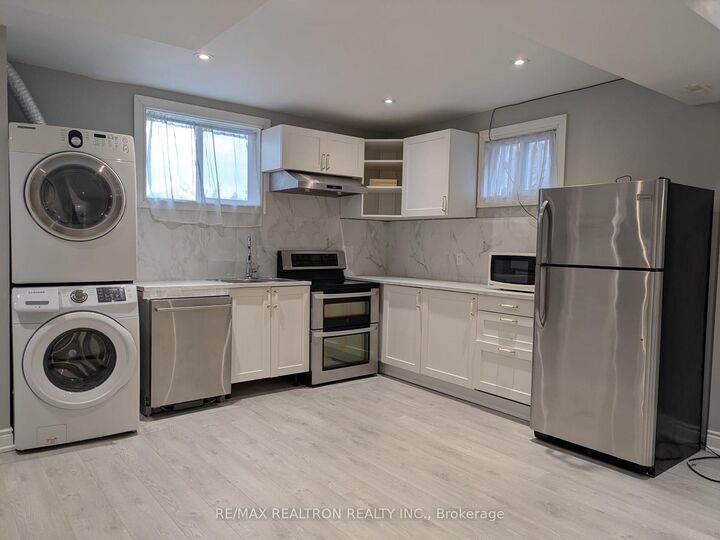 Property Photo:  48 Imperial Crescent  ON L3Z 2N8 