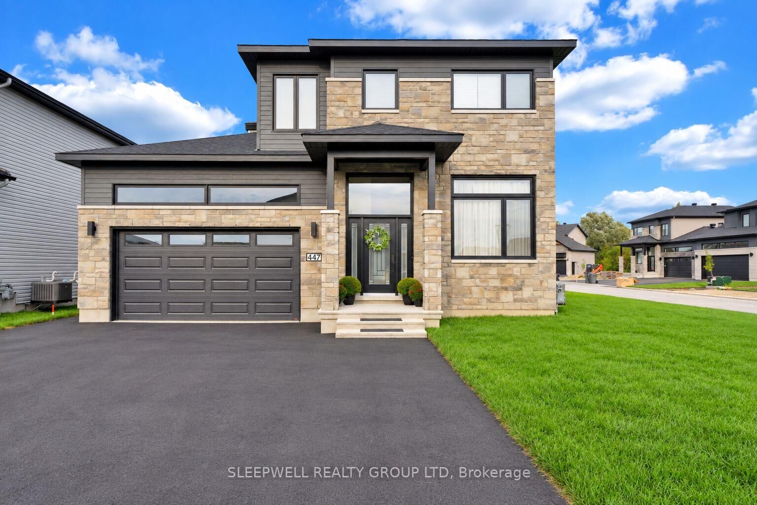 Property Photo:  447 Annette Drive B  ON K0A 1W0 
