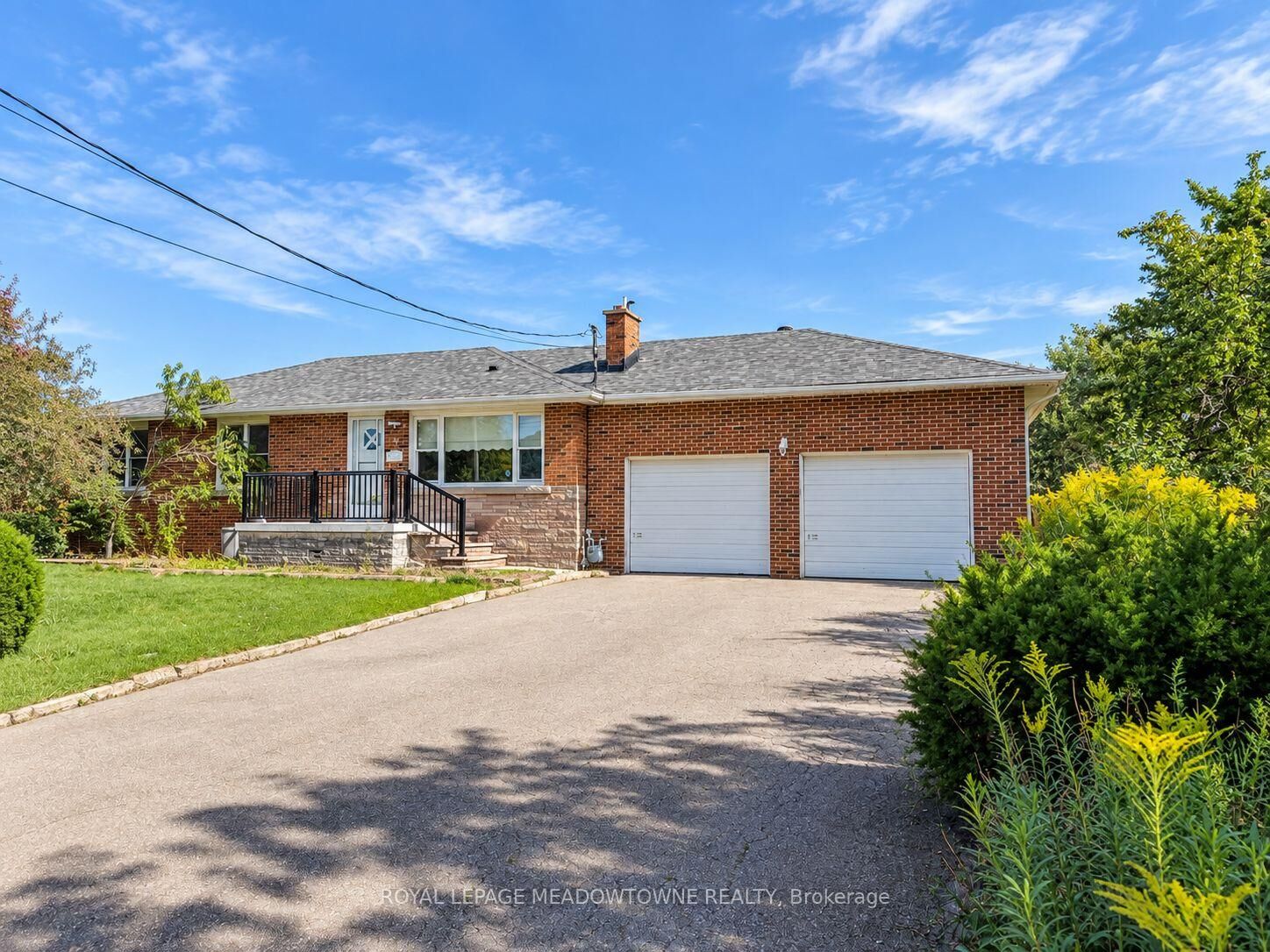 Property Photo:  5 Peru Road  ON L9T 2V5 