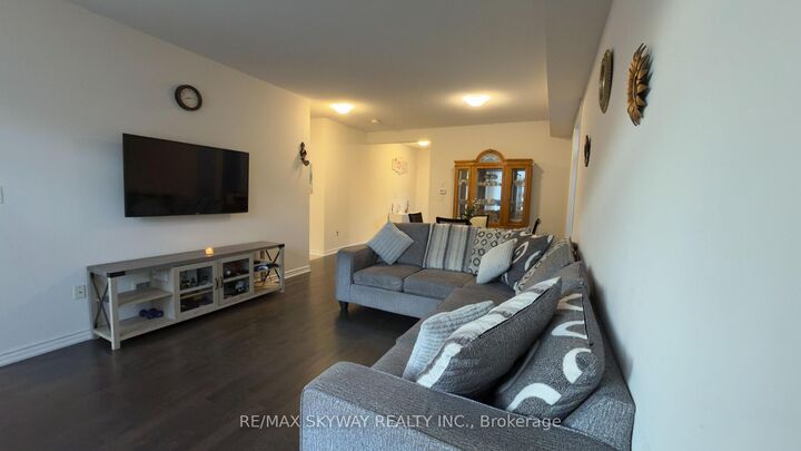 Property Photo:  2170 Lozenby Street  ON L9S 0M9 