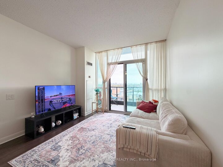 Property Photo: 525 Wilson Avenue 915 ON M3H 0A7