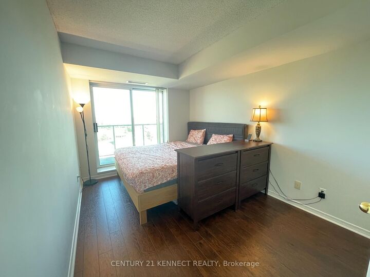 Property Photo:  11 Oneida Crescent 707  ON L4B 0A1 
