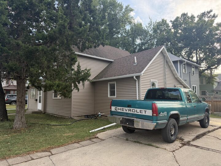 Property Photo: 724 S 2nd Street SD 57401