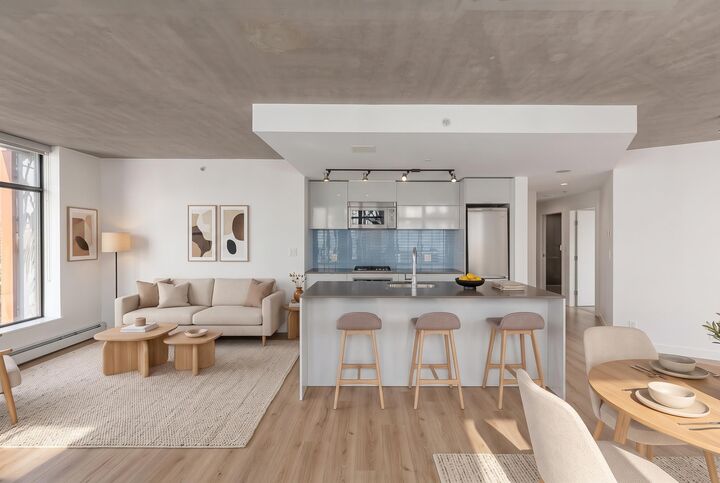 Property Photo: 128 W Cordova Street 810 BC V6B 0E6