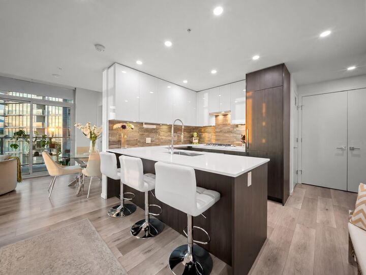 Property Photo:  1888 Gilmore Avenue 1908  BC V5C 0L2 