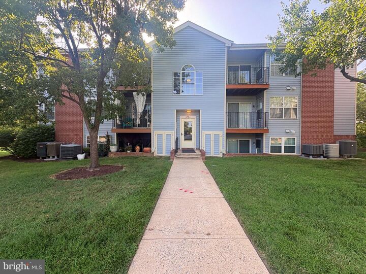 Property Photo:  109 Water Fountain Way 203  MD 21060 