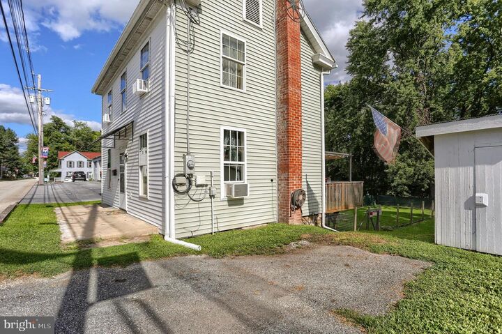 Property Photo:  602 N Market Street  PA 17020 