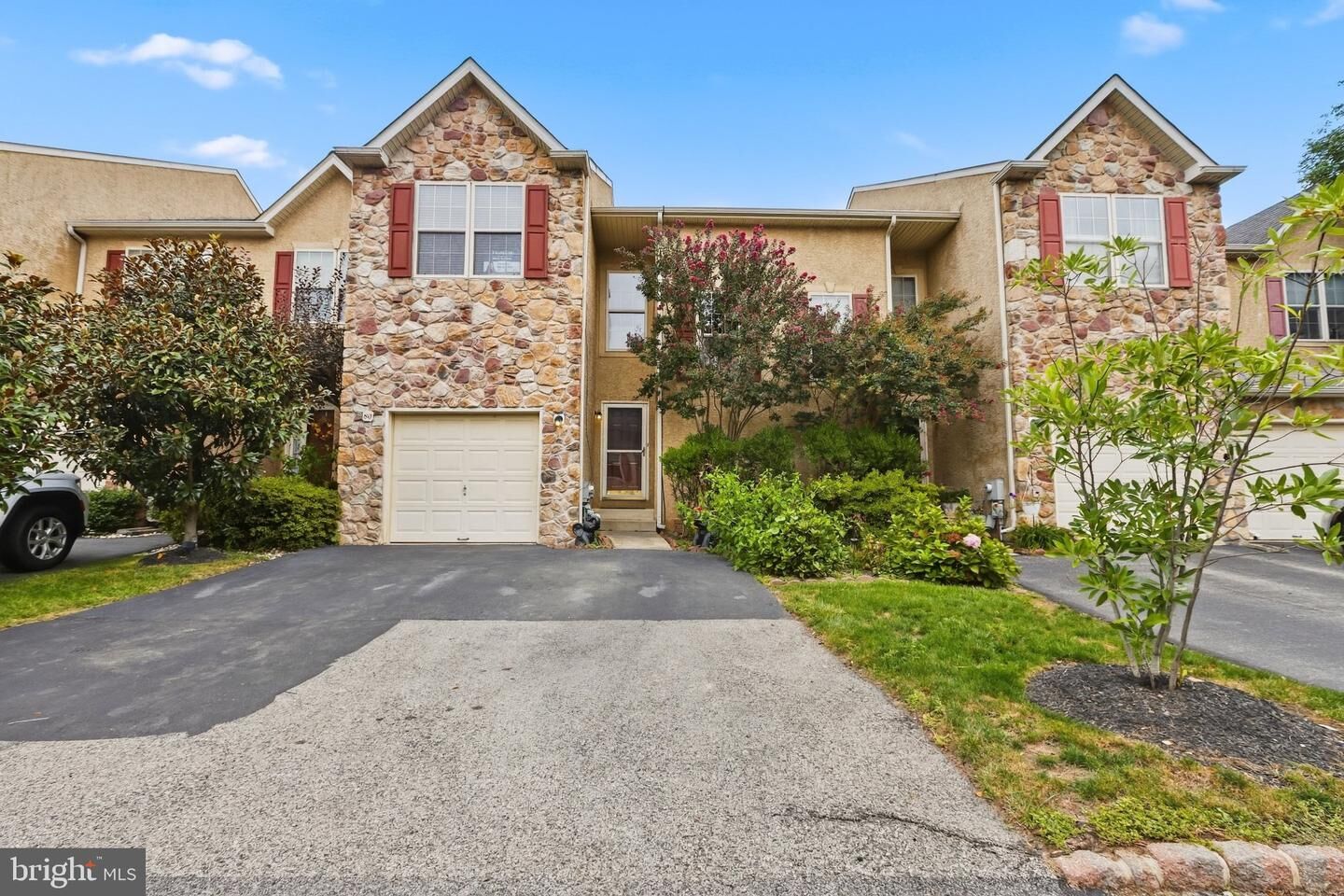 Property Photo:  80 Chadwick Circle  PA 19403 