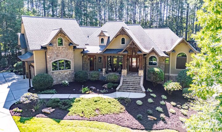 Property Photo: 7608 Webbs Chapel Cove Court NC 28037