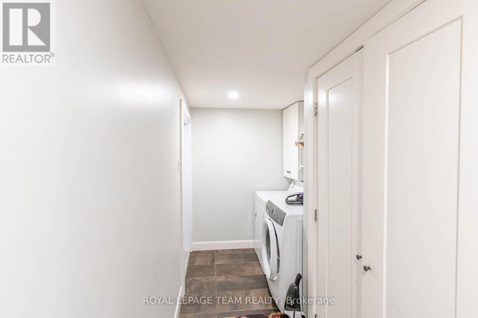Property Photo:  154 Elgin Street Unit # 6  ON K0A 1A0 