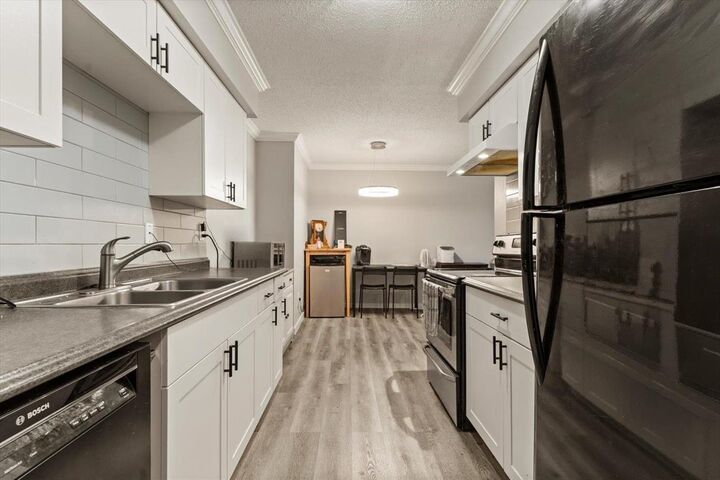 Property Photo:  45598 McIntosh Drive 209  BC V2P 7J3 