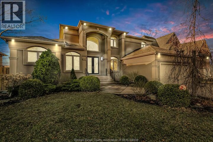 Property Photo:  425 Country Club Drive  ON N9G 3G9 