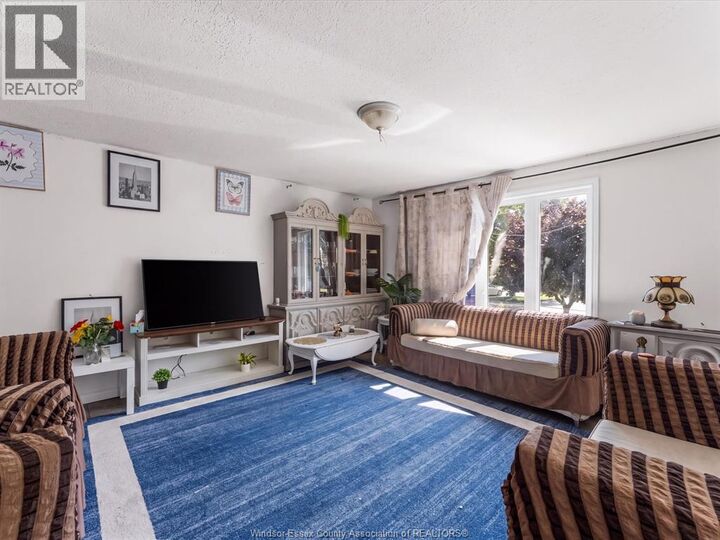 Property Photo:  75 Sutton  ON N8H 5E9 