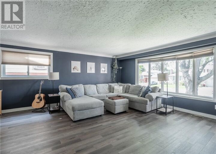 Property Photo:  794 Auger Avenue  ON P3A 4T2 