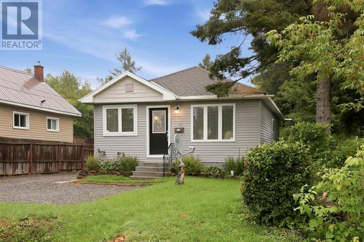 Property Photo:  1430 Peoples Rd  ON P6C 3W8 