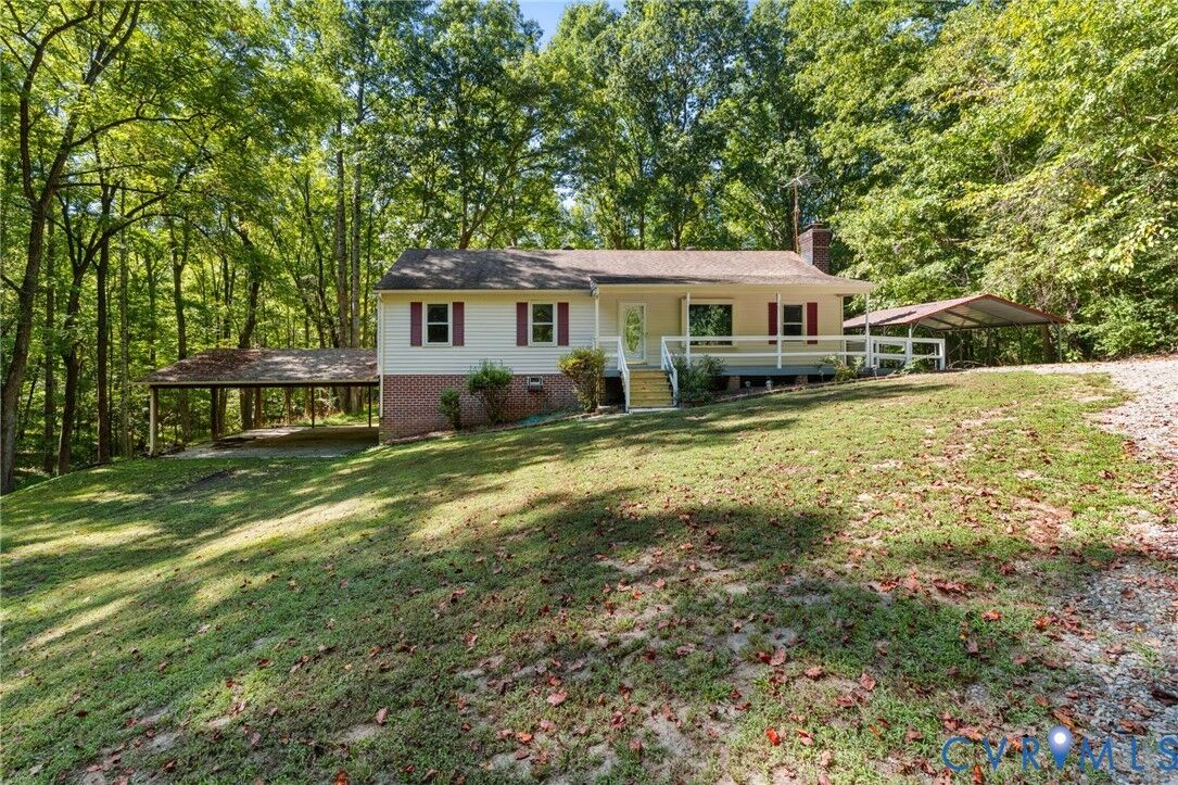 Property Photo:  11833 Clearwood Court  VA 23832 