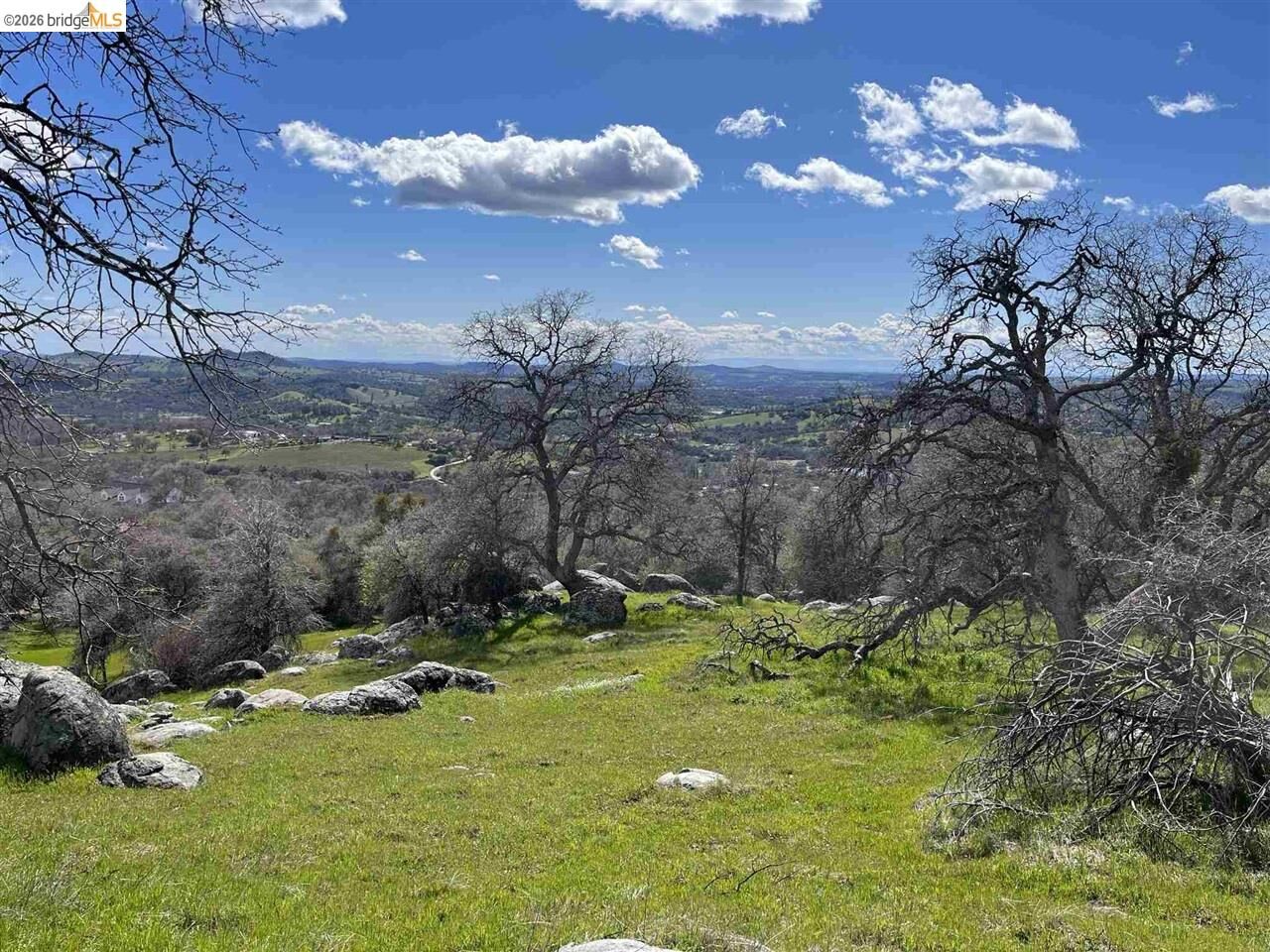 Property Photo:  18351 Olov  CA 95370 