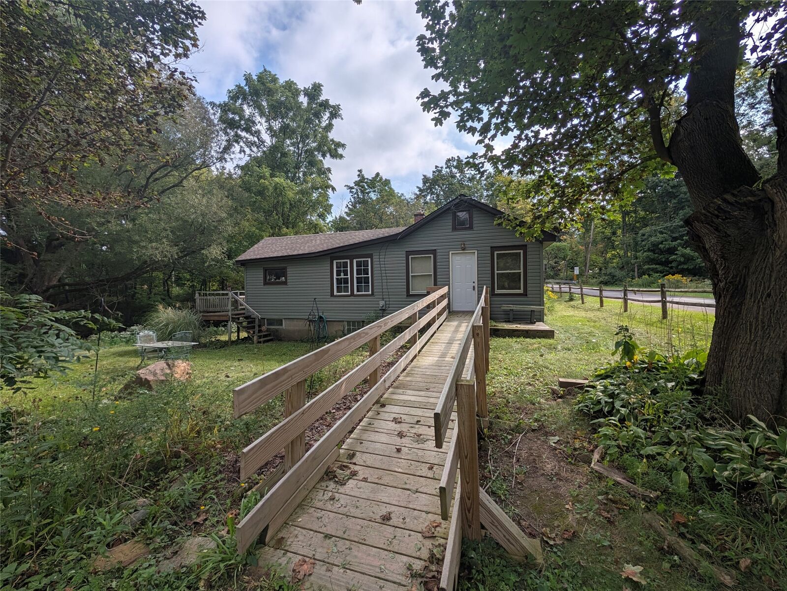 Property Photo: 9058 Leet Road PA 16428
