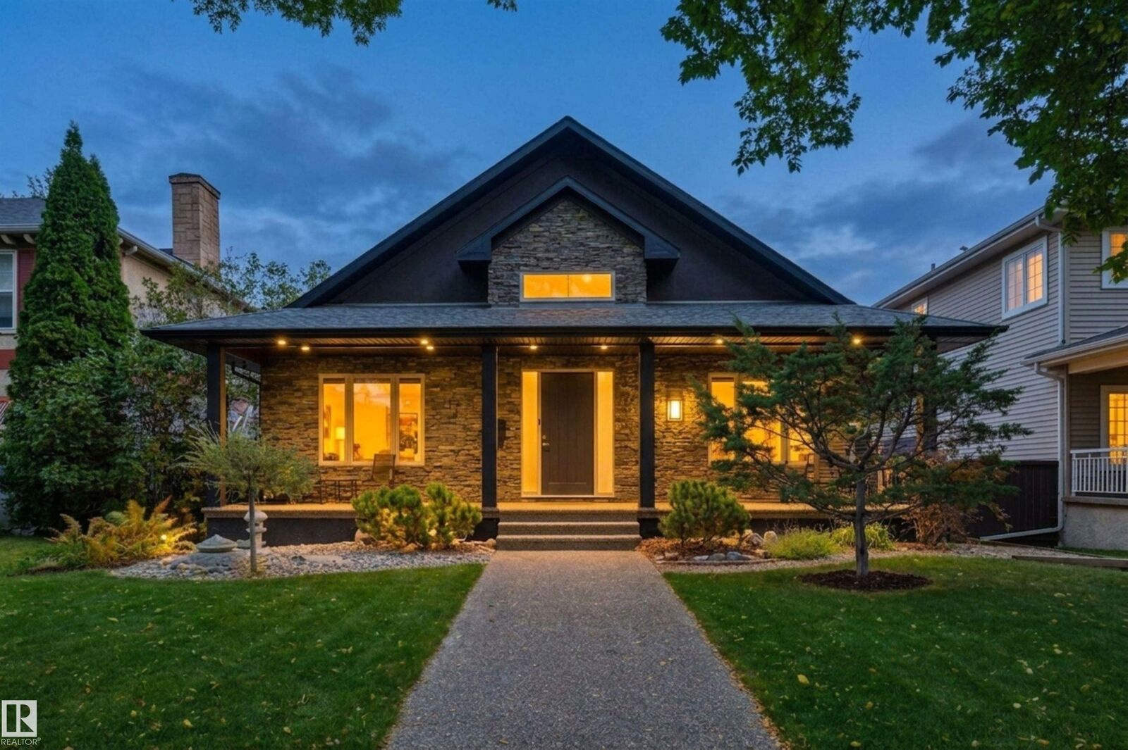 Property Photo:  10427 134 Street NW  AB T5N 2B3 