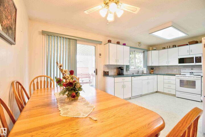 Property Photo:  4538 46 Avenue  AB T0A 3A3 