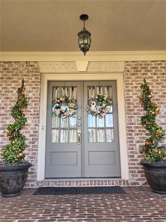 Property Photo: 4690 Prestbury Drive GA 30024