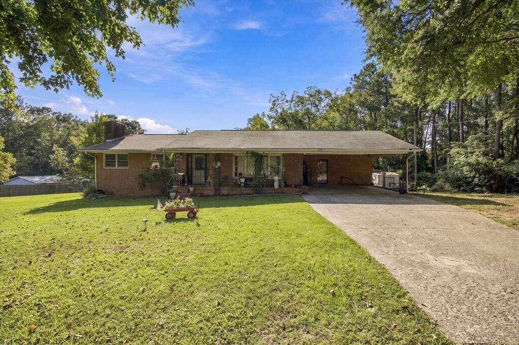 Property Photo:  169 Lafayette Road  GA 31805 