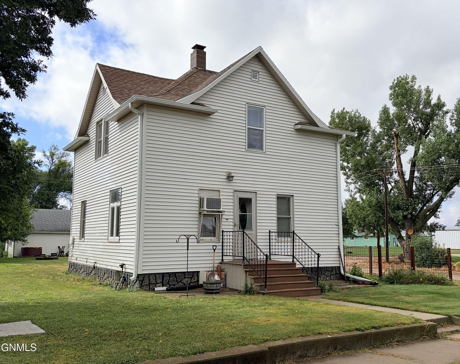 Property Photo: 223/227 Helen Street S ND 58483