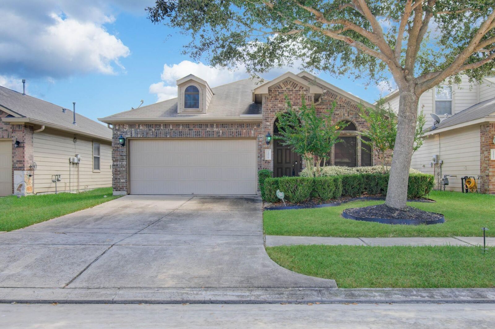 Property Photo: 14019 Long Meadow Drive TX 77047