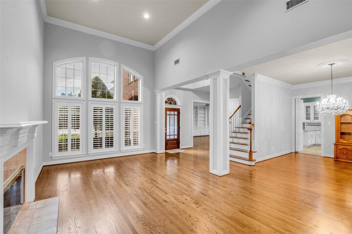 Property Photo:  1413 Winrock Boulevard  TX 77057 
