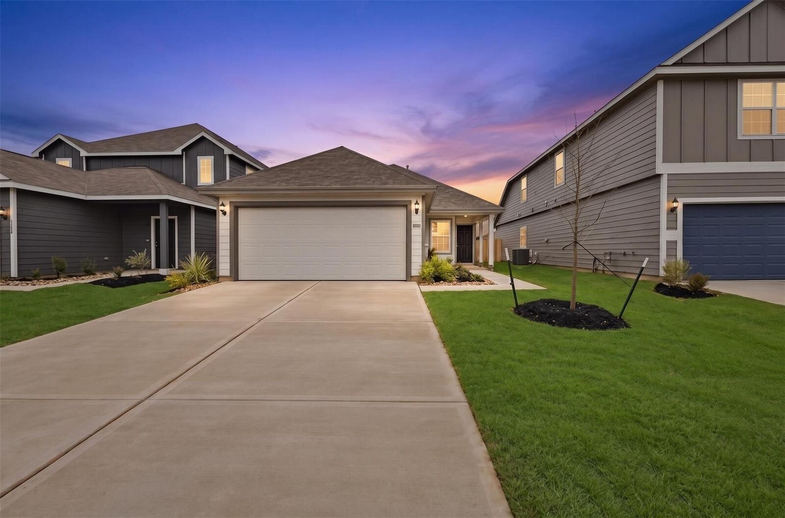 Property Photo: 1392 Mount Blanc Path TX 77301
