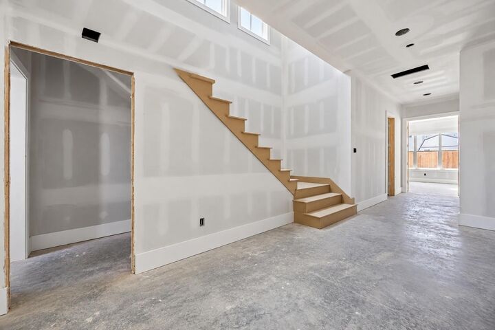 Property Photo: 1335 Gardenia Drive TX 77018