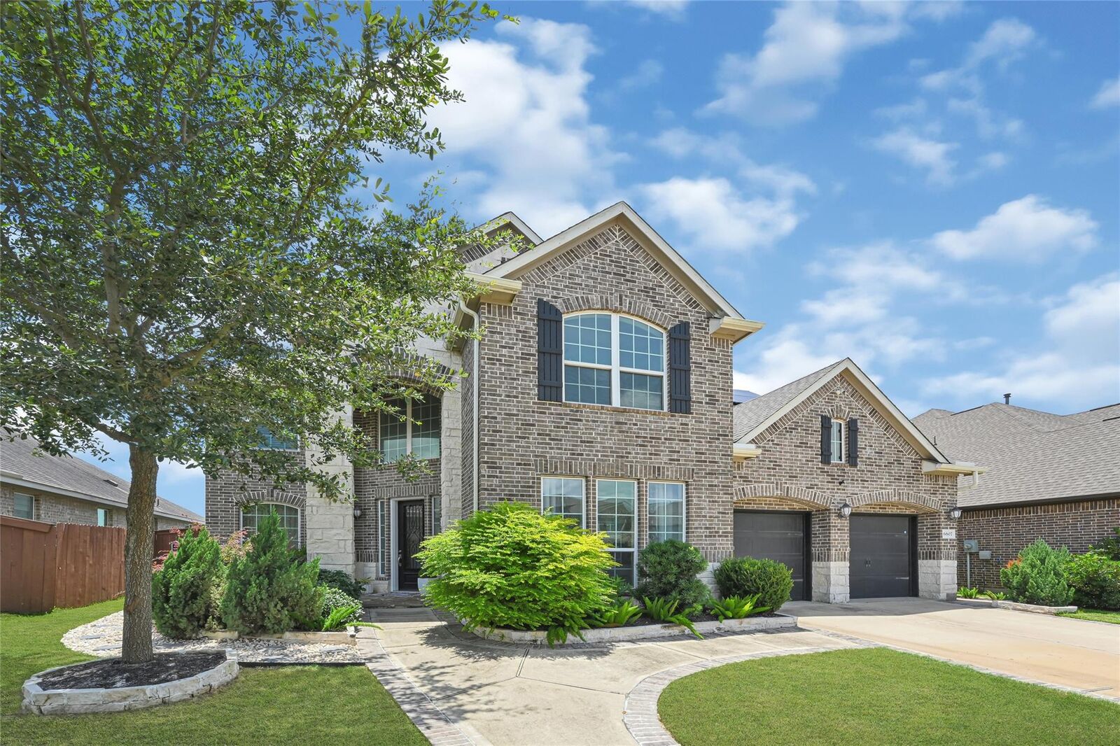 Property Photo: 6607 Providence River Lane TX 77493