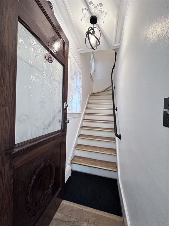Property Photo:  117 Duncan Ave 2  NJ 07306 