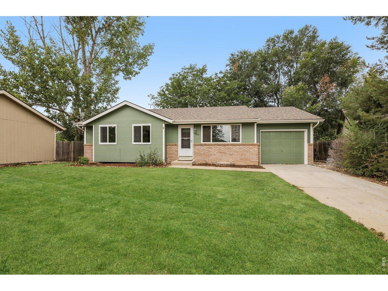 Property Photo:  906 Foothills Ct  CO 80550 