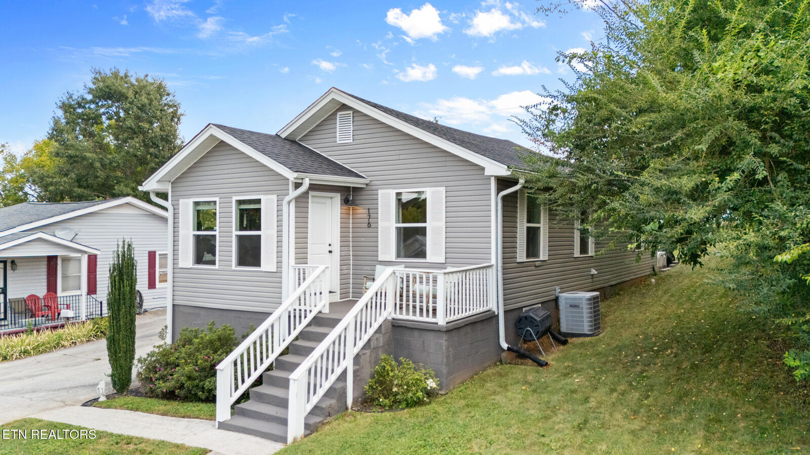 Property Photo: 176 E Edison St TN 37701