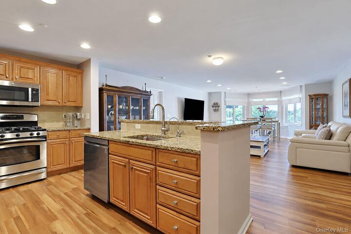 Property Photo:  1308 Round Pointe Drive  NY 10927 