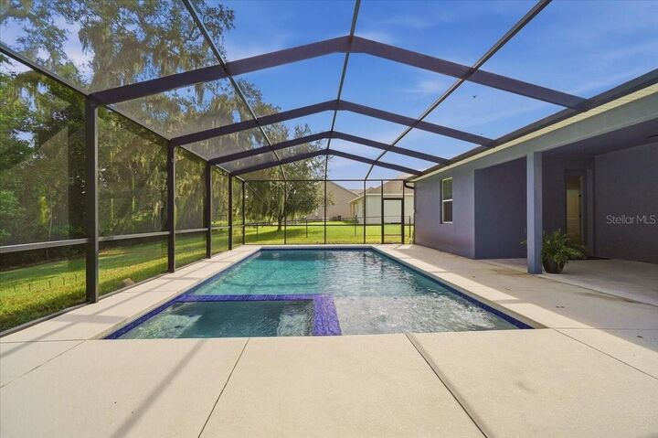 Property Photo: 1020 Lena Run Court FL 33880