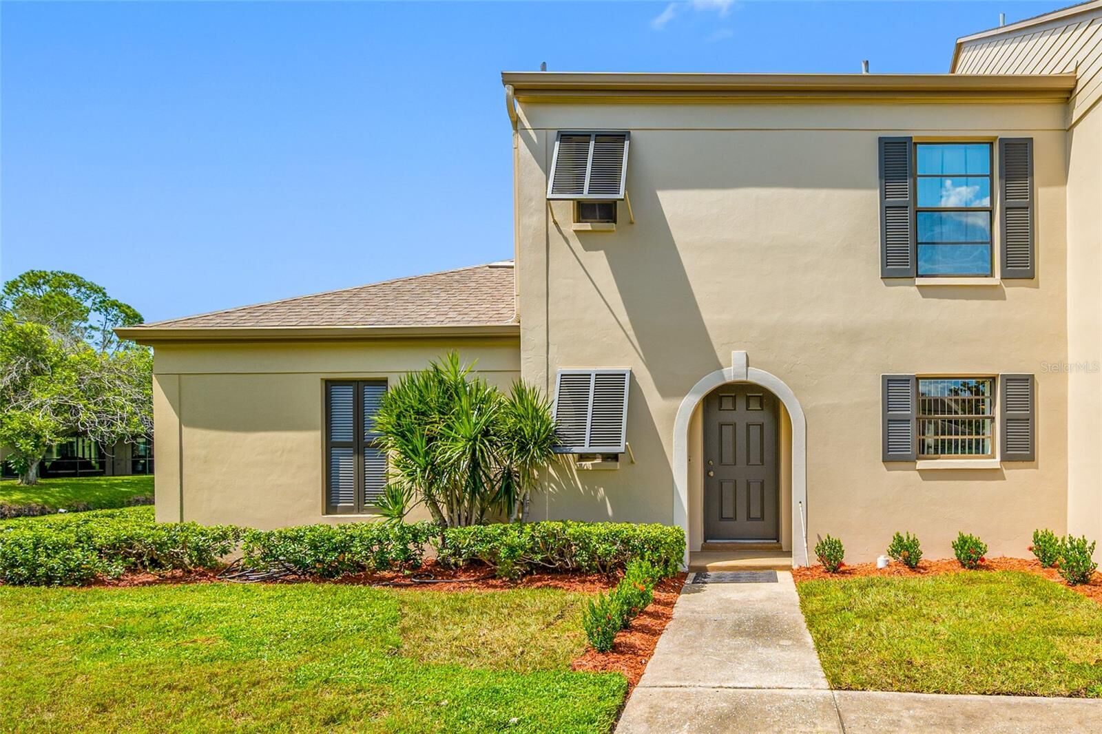 Property Photo:  2467 Kingfisher Lane 101H  FL 33762 