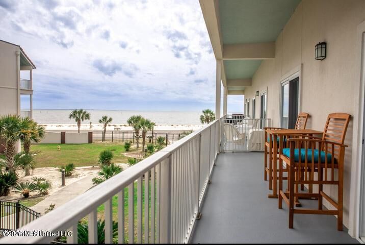 Property Photo:  1453 E Beach Boulevard  MS 39571 