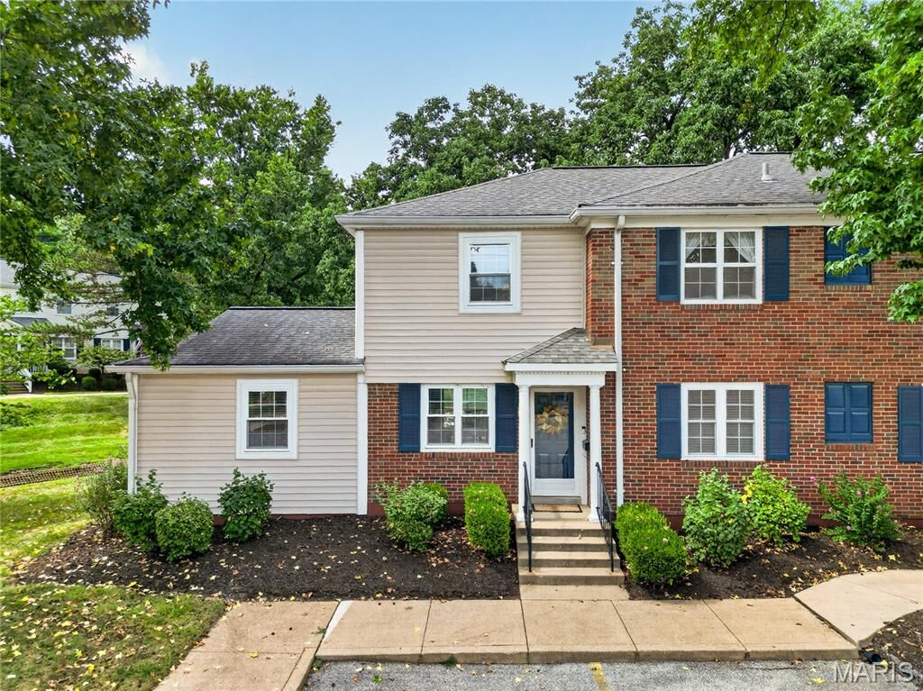 Property Photo: 9186 Wrenwood Lane MO 63144