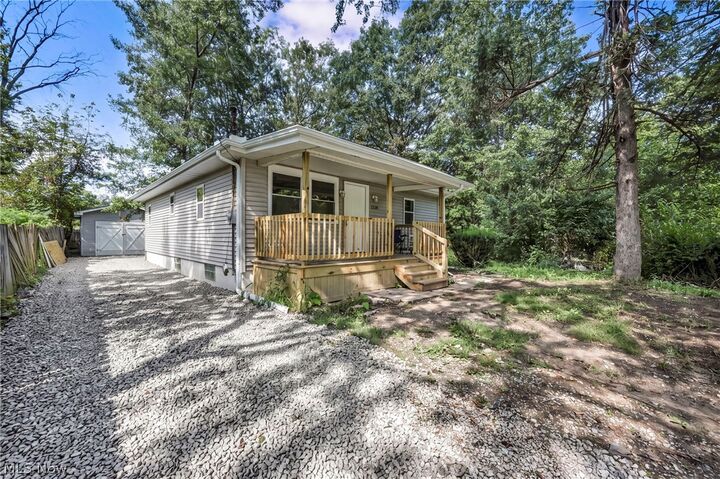Property Photo:  3538 Albany Avenue  OH 44055 