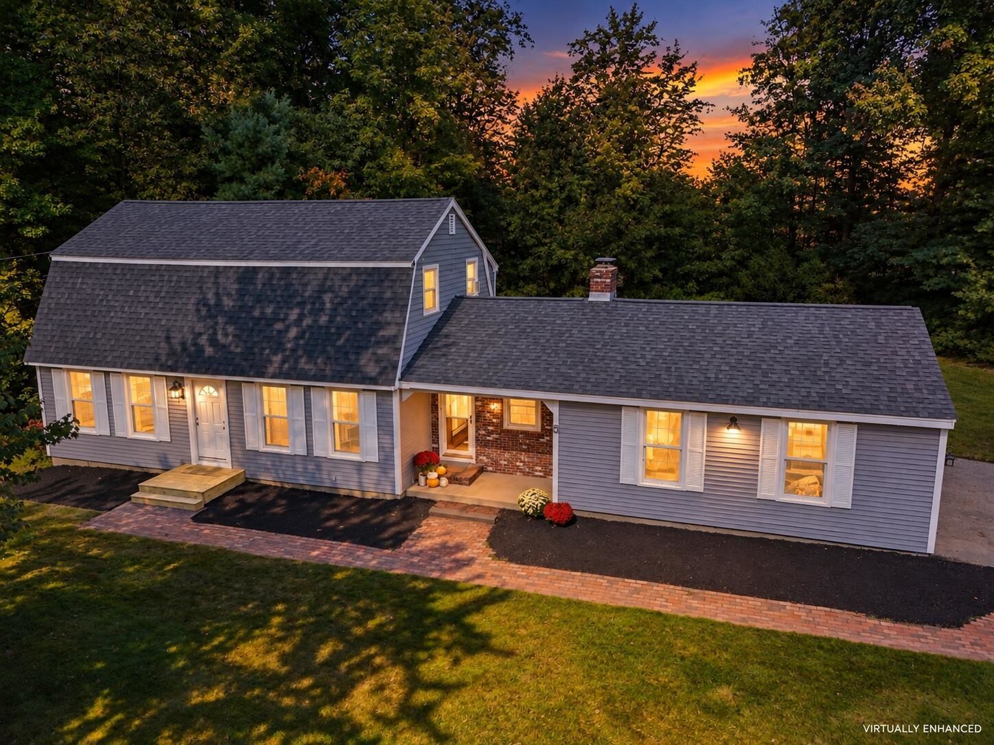Property Photo:  5 Arrowhead Road  NH 03038 