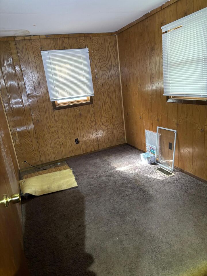 Property Photo:  19 1st Street NW  MN 56633 