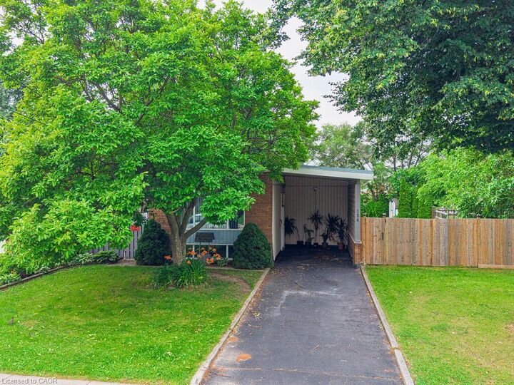 Property Photo:  154 Luscombe Street  ON L9A 2K3 
