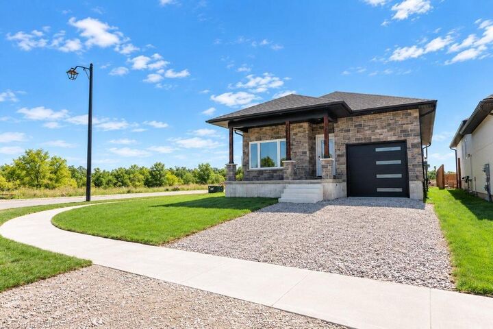 Property Photo:  86 Pike Creek Drive  ON N0E 1E0 