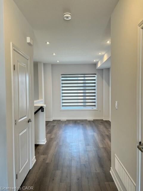 Property Photo:  61 Soho Street 49  ON L8J 0M6 